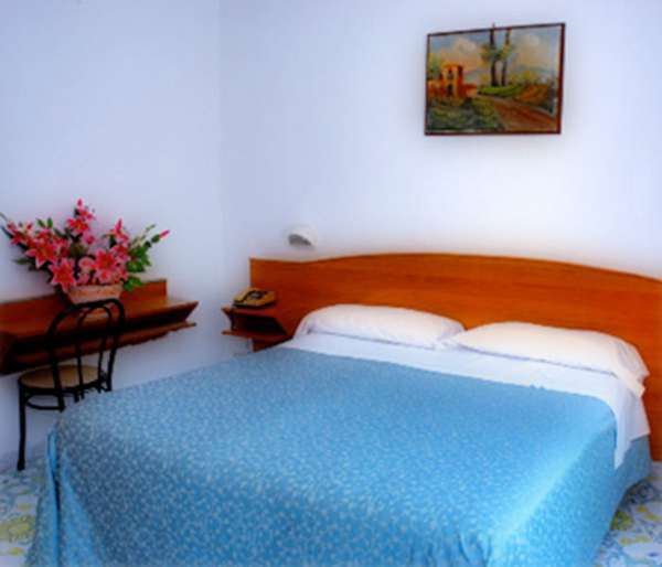 Hotel Cavour Sorrente Extérieur photo